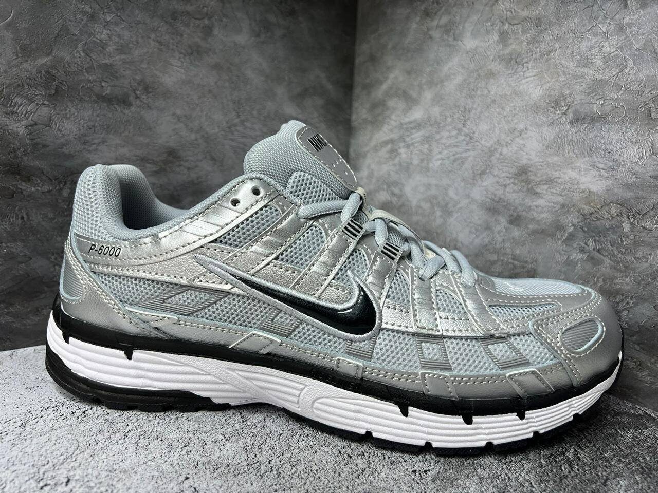 Nike Wmns P-6000